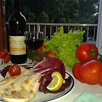 Centro Vacanze Opera Nascimbeni 酒店