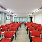 Centro Vacanze Opera Nascimbeni מלון 2*