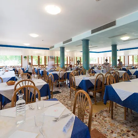 Hotel Centro Vacanze Opera Nascimbeni Cavallino-Treporti
