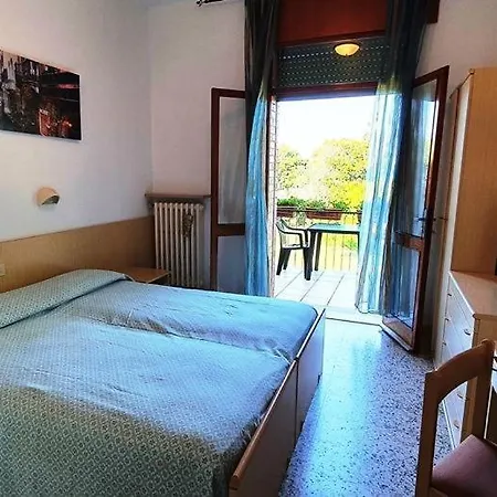 Centro Vacanze Opera Nascimbeni Hotel