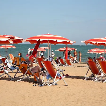 Centro Vacanze Opera Nascimbeni Hotell