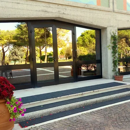Centro Vacanze Opera Nascimbeni Hotel Cavallino-Treporti