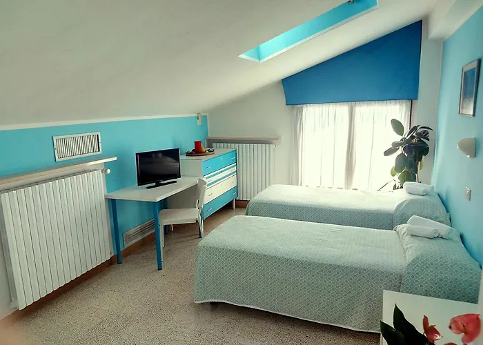 Centro Vacanze Opera Nascimbeni 2*