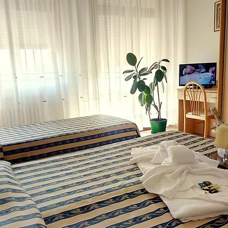 Centro Vacanze Opera Nascimbeni 2*